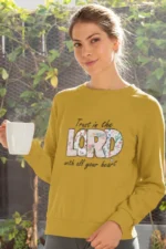 Women-Swearshirt-Trust-in-the-Lord-with-all-your-heart-Mustrad-yellow 741739350866.png
